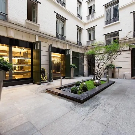 Champs-élysées Luxe Palace * Parigi